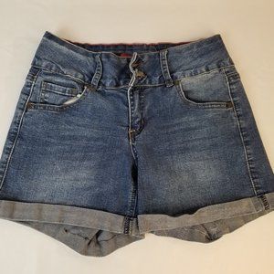 151 Wide band, mid-rise jean shorts